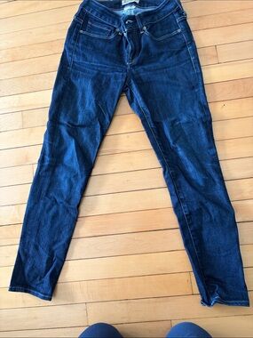 Levi’s Slim Fit Women's Dark Blue Stretch Jeans